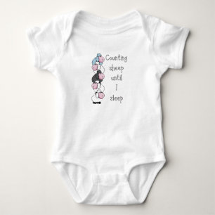 Spaß zählen Schafe bis ich schlafe Zitat Baby Strampler
