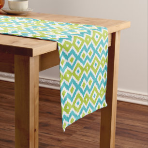 Spaßige Limettengrün Türkisblau Ikat-Kunst Mittelgroßer Tischläufer
