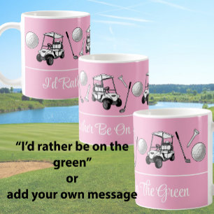 Spaßige rosa Golfbälle und süßer Wagen mit individ Kaffeetasse