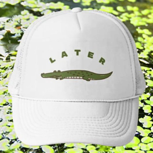 Später Alligator Funny Trucker Hat - Playful Gator Truckerkappe
