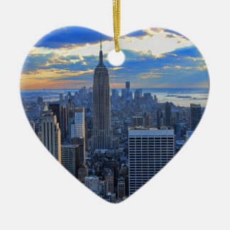 Später Nachmittag NYC Skyline als Sonnenuntergang Keramikornament