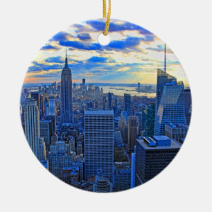 Spätnachmittägliche NYC-Skyline, wenn der Sonnenun Keramikornament