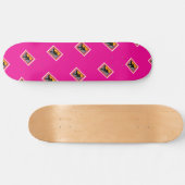 Spazierdame in Schwarz Rosa Skateboard (Horizontal)