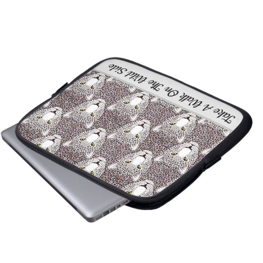 Spazieren Sie auf der wilden Seite Laptopschutzhülle (Vorne Knopf)