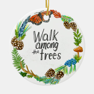 Spaziergang zwischen den Bäumen Ornament