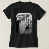 Special Present James Baldwin Niedliche Grafikgesc T-Shirt (Design vorne)
