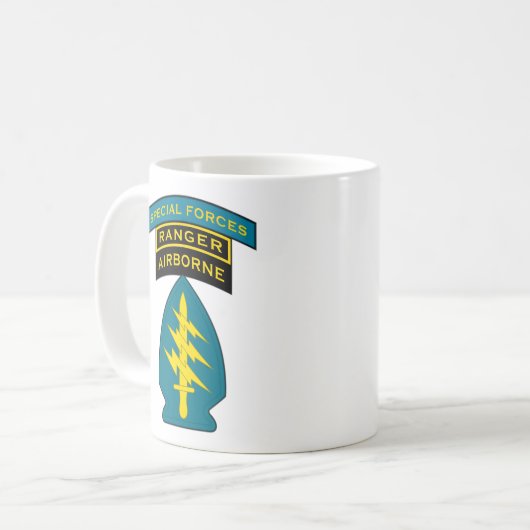 SpecOps Cmd - spezielle Kräfte - im Flugzeug - Kaffeetasse (Vorderseite Links)