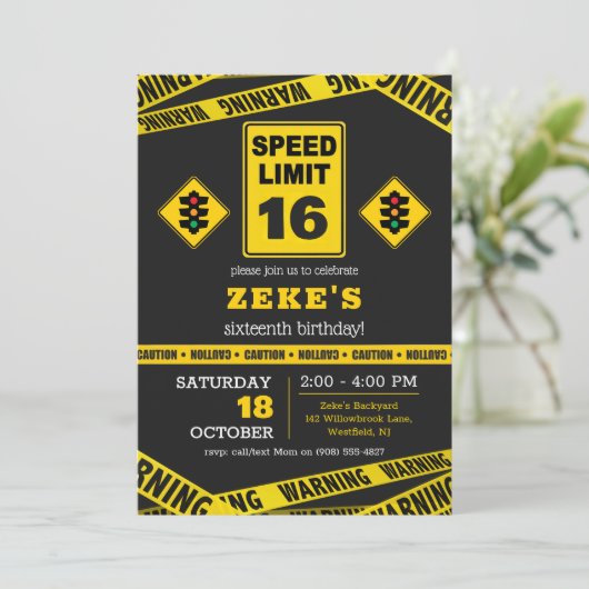 Speed Limit 16th Birthday Invitation Einladung (Stehend Vorderseite)