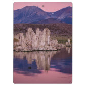 Spektakulärer Mono-See im Schatten Klemmbrett (Rückseite)