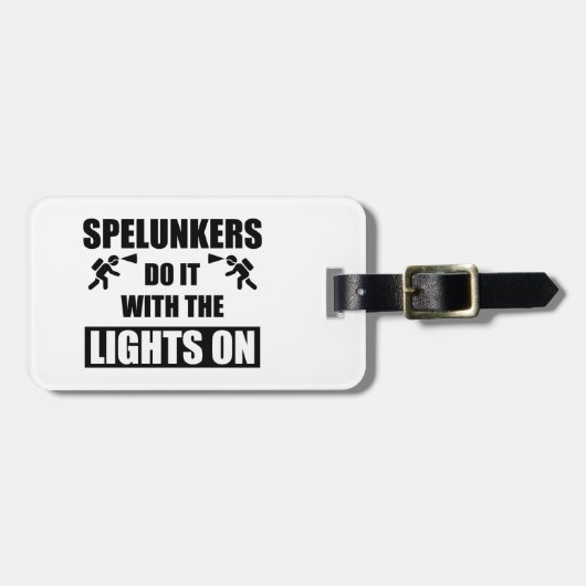 Spelunker machen es mit den Lichtern auf Gepäckanhänger (Vorderseite horizontal)