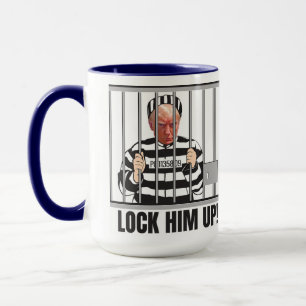 sperren Sie ihn hoch Tasse