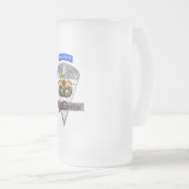 Speziell für Im Flugzeug Fallschirmjäger entwickel Mattglas Bierglas (VorderseiteRechts)