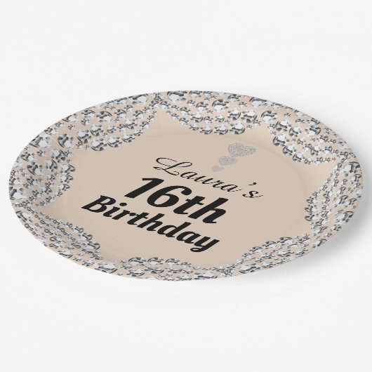 Spezielle 16. oder Party-Teller bearbeiten Pappteller (Schrägansicht)