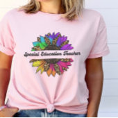 Spezielle Bildung Lehrerin Regenbogenblüte T-Shirt