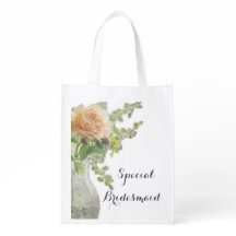 Spezielle Brautjungfer