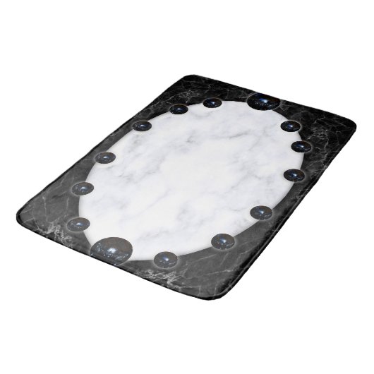 Sphere Grafik mit weißem und schwarzem Marmor Badematte (Schrägansicht)