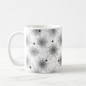 Spider Web Black und White Halloween Tasse (Links)