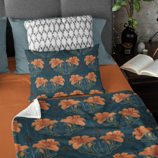 Spiders & Lilies Spooky Halloween Vintages Muster Fleecedecke