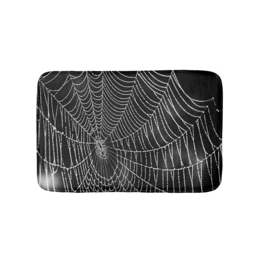 Spiderweb auf schwarzem Hintergrund Badematte (Vorderseite)