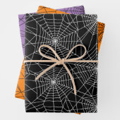 Spiderweb Black and White Halloween Geschenkpapier Set (Beispiel)