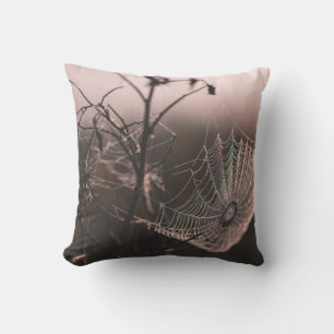 Spiderweb Halloween Kissen