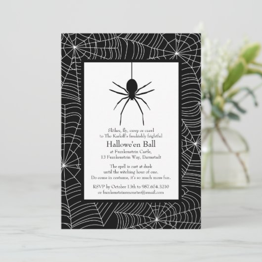 Spiderweb Halloween-Party Einladung (Stehend Vorderseite)
