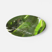 Spiderweb in tropischen Blätter Natur Pappteller (Schrägansicht)