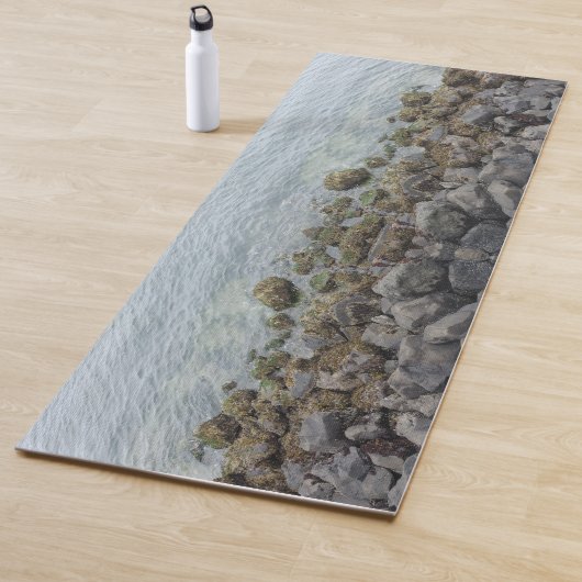 Spiegelgesteine an der Küste Yogamatte (Beispiel)