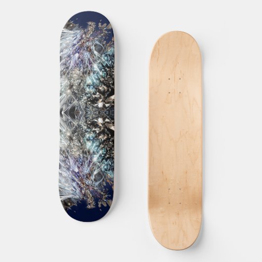 Spiegelreflexion des Drachen Skateboard (Vorderseite)