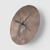 Spiegelung an der Wand Runde Wanduhr (Winkel)