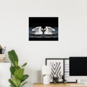Spiegelung des schwachen Fotos durch schmales Weiß Poster (Heimbüro)