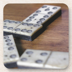 Spiel-Tabellen-Domino-Domino-hölzernes altes Untersetzer