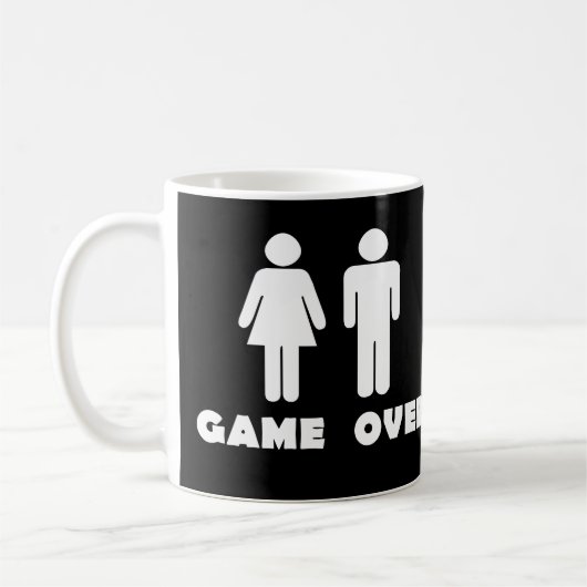 Spiel über kaffeetasse (Links)
