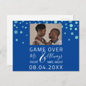Spiel über lustiges Save the Date Hochzeitskonfet- Postkarte (Vorne/Hinten)