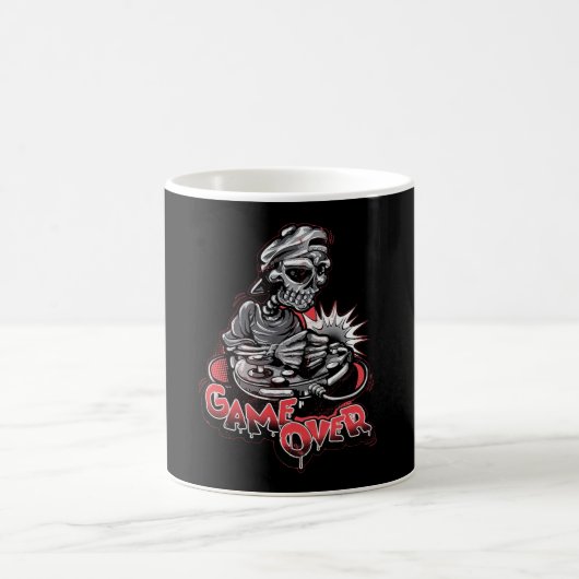 Spiel über Skull Kaffeetasse (Mittel)