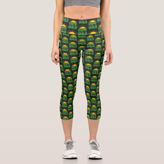 Spiel vorbei, Level auf: Retro-Pixel-Block-Abenteu Capri Leggings (Vorderseite)