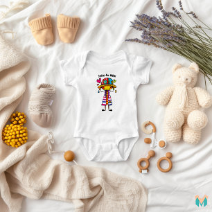 Spielbares Patchwork-Charakterdesign Baby Strampler