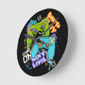 Spielcontroller Graffiti Gaming Born To Play Runde Wanduhr (Winkel)
