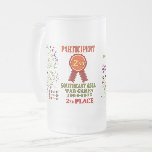 SPIELE IM SÜDOSTASIENKRIEG 2. PLATZ MATTGLAS BIERGLAS (Vorderseite Links)