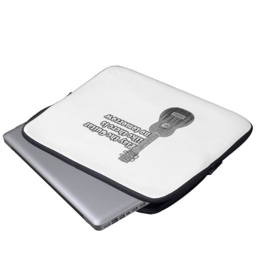 Spielen Sie die Gitarre, wie es kein Morgen gibt Laptopschutzhülle (Vorne Knopf)