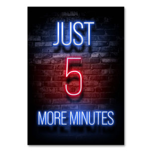 Spielen Sie noch fünf Minuten Tischnummer