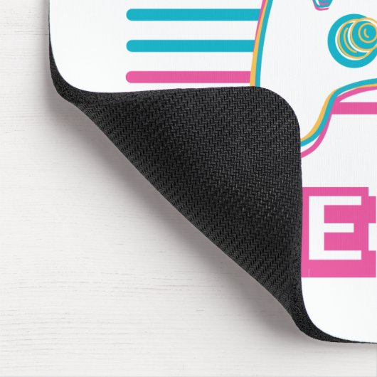 Spielen wir es aus - Retro-Stil Mousepad (Ecke)