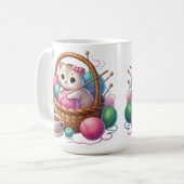 Spielende Katze im Sarngebäck mit Tee - Gemütliche Kaffeetasse (Vorderseite Links)