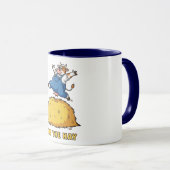 Spielende Kuh springt auf Heu Tasse (VorderseiteRechts)