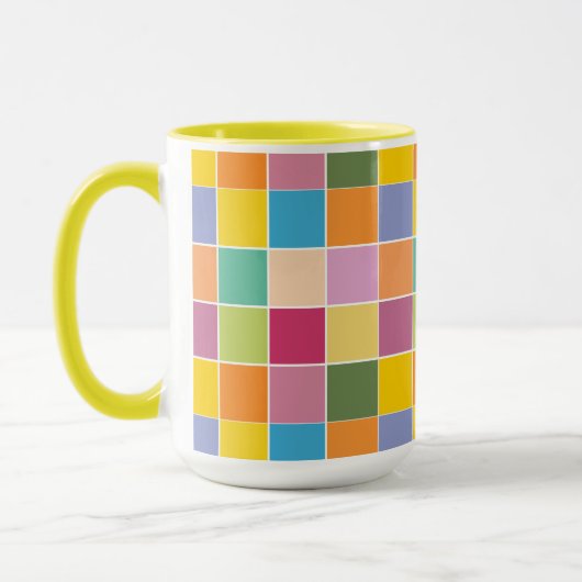 Spielende Springtime-Schachbretter Tasse (Links)