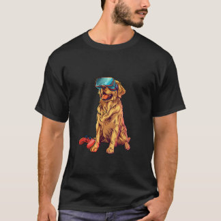 Spielende Tiere - Golden Retriever spielt an der K T-Shirt