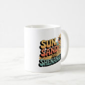 Spielender Retro Beach Sun Zitat farbenfroher Somm Kaffeetasse (VorderseiteRechts)