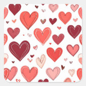 Spielerisch von Hand gezeichnete rote Herzmuster a Quadratischer Aufkleber (Vorderseite)