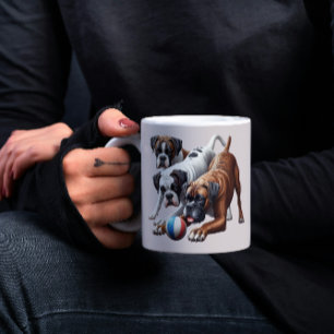 Spielerische Boxer Hunde und Ball Kaffeetasse