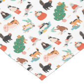 Spielerische Katzen und Weihnachtsbaummuster Kurzer Tischläufer (Ecke)